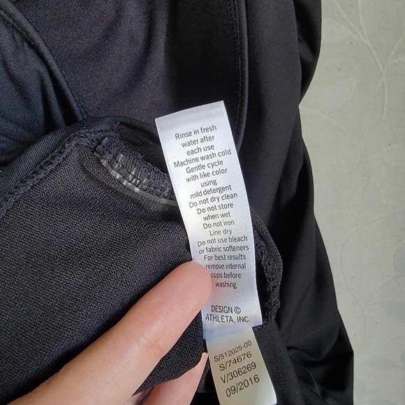 Athleta Harlow Black Halter Ruched Tankini Swim Top | Retro 90s Y2K Swimwear XS - Picture 13 of 16